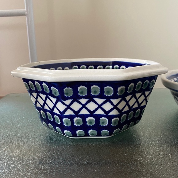 Bolesawiec Polish Pottery Lattice Peacock Octagon Bowl & Divided Dish Set - Picture 5 of 9